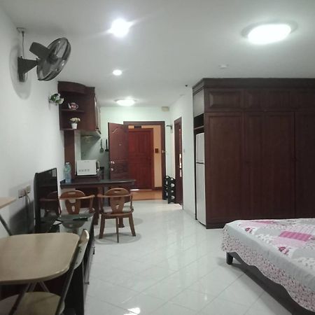View Talay 2 Suite Apartments Jomtien Beach Exterior photo