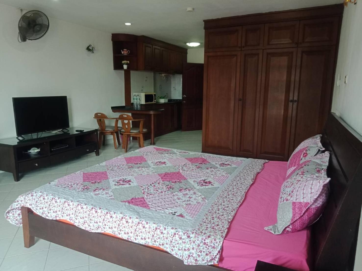 View Talay 2 Suite Apartments Jomtien Beach Exterior photo